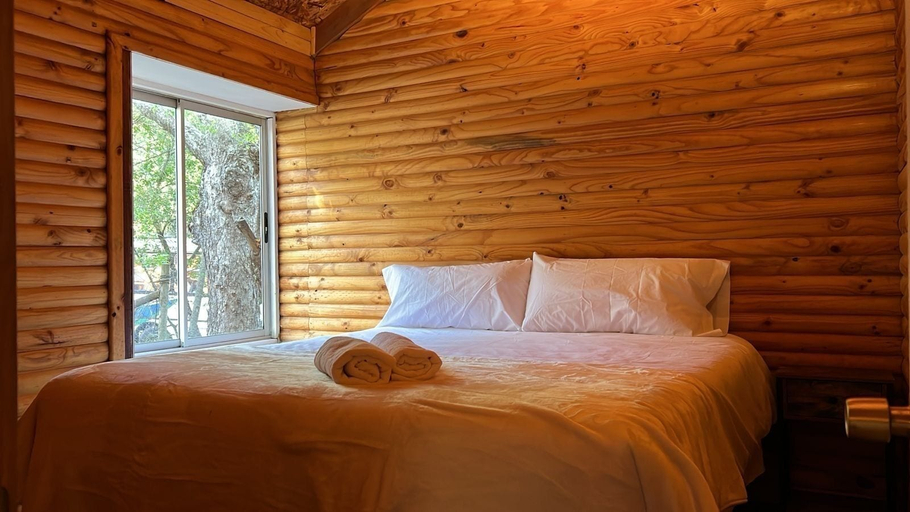Bedroom 2, Pangui Lodge, Ñuble