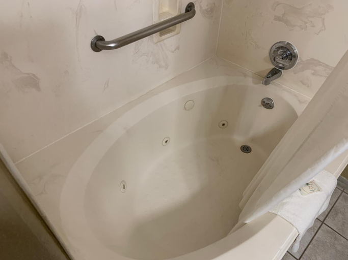 Bathroom 4, Quality Suites Houston NW Cy-Fair, Houston