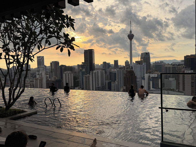 Sport & Beauty 2, Residence Axon Bukit Bintang by TaheeenS, Kuala Lumpur