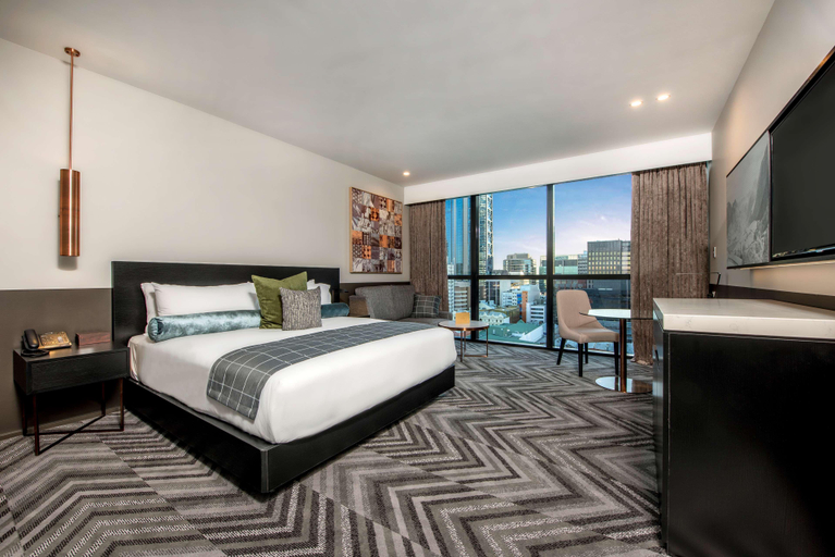 Bedroom 3, Rydges Perth Kings Square, Perth
