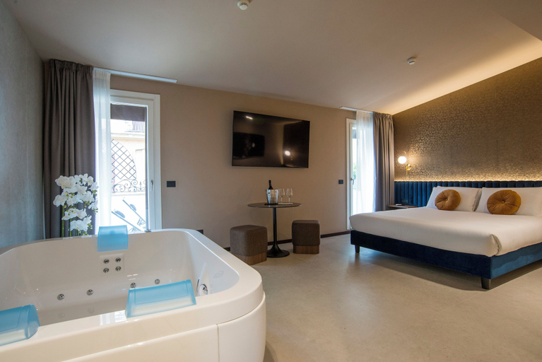 Bedroom 3, Bocca di Leone Luxury Suite, Rome