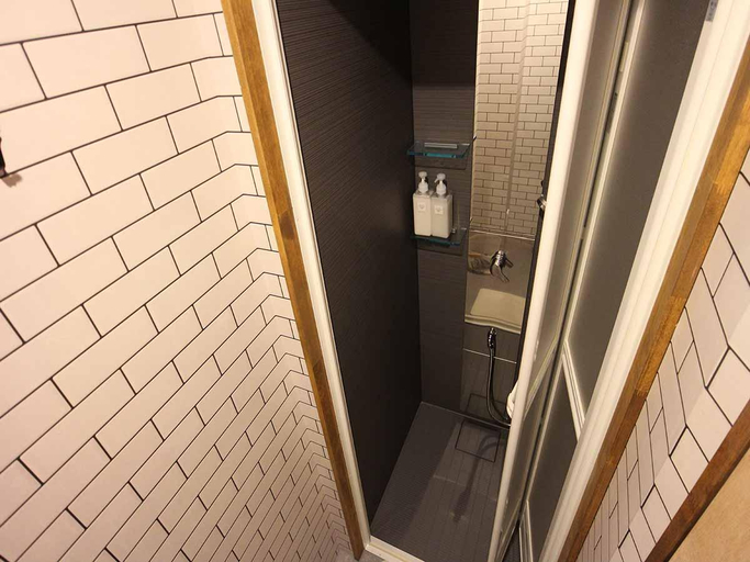Bathroom 4, SHARIN Kanazawa Traveler's Inn, Kanazawa