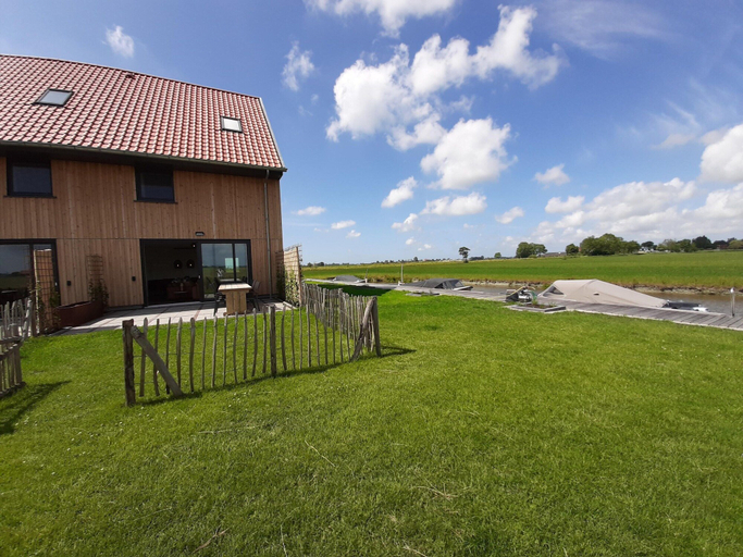 Exterior 4, Modern Getaway in Friesland, Littenseradiel