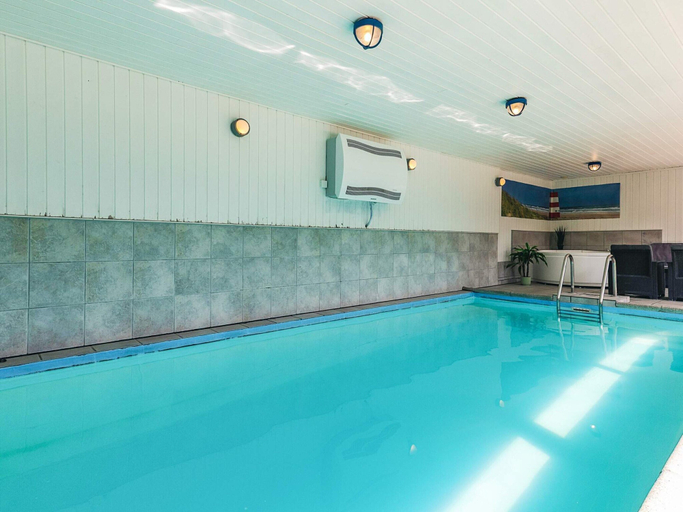 Pool 4, 4 Star Holiday Home in Vaeggerlose, Guldborgsund