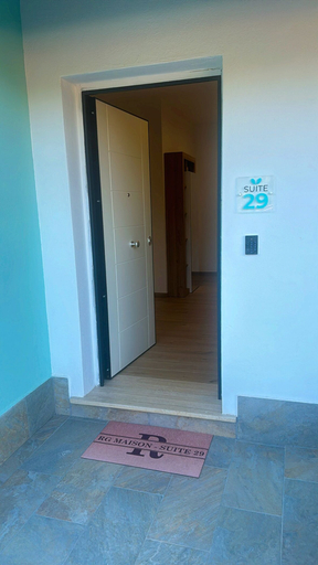 Others 4, RG Maison, L'Aquila