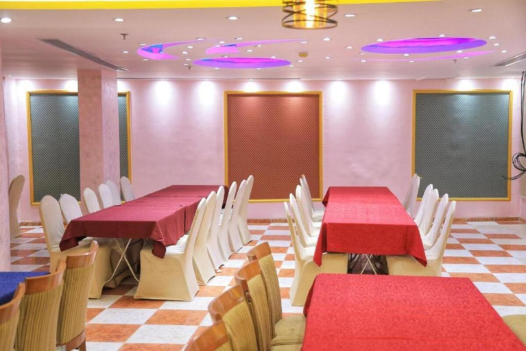 Food & Drinks 2, Manaret Al Misk , Makkah