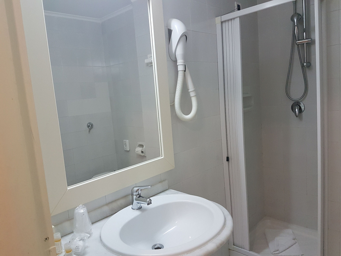 Bathroom 4, Grand Hotel Lamezia, Catanzaro