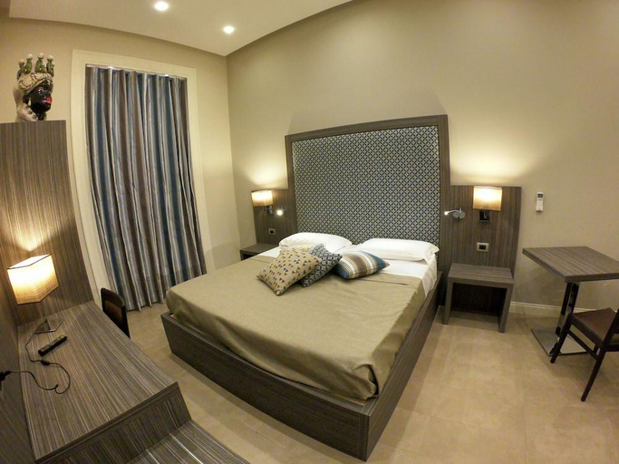 Bedroom 2, Hotel Ausonia, Napoli