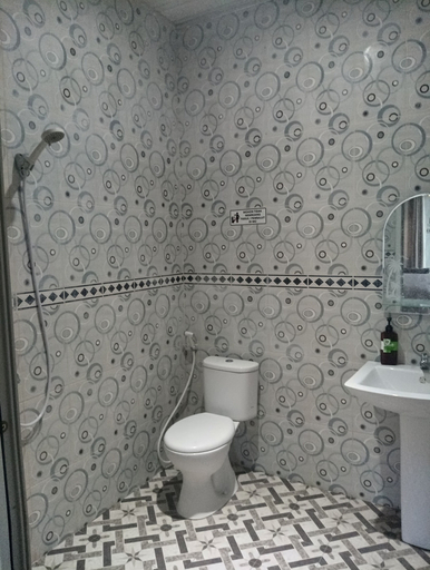 Bathroom 5, Hotel Mega Nasional, Nias