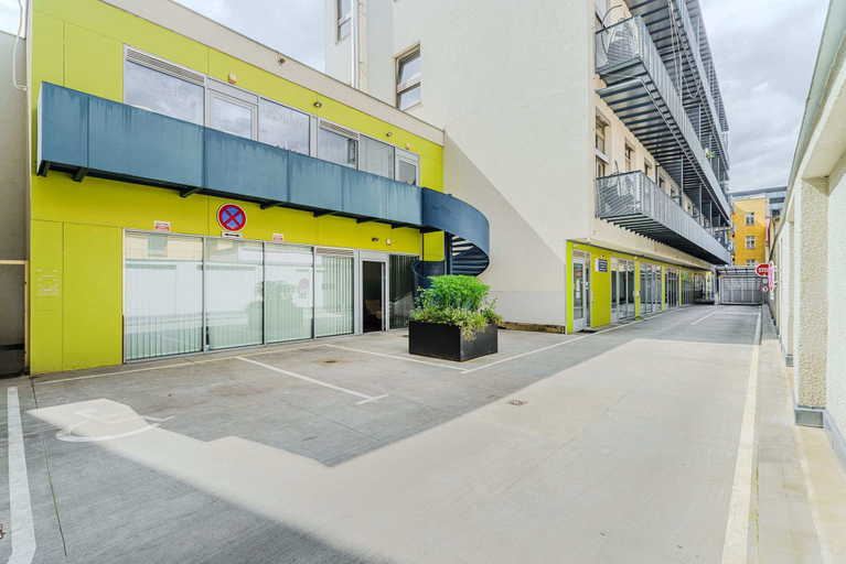 Exterior & Views 2, Apartments with balcony near center, Praha 7