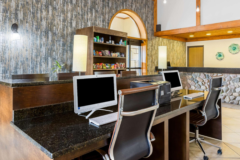 Others 5, Best Western Gaylord, Otsego