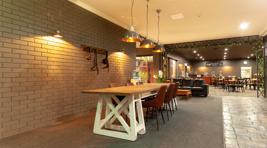 Food & Drinks 5, Nightcap at Archer Hotel, Shoalhaven - Pt A
