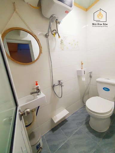Bathroom, Nhà Đom Đóm - Fireflies Homestay Hải Phòng, Lê Chân