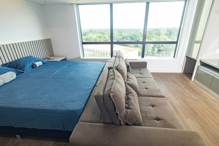 Bedroom 2, Tropical Executive Suit 1006, Maués