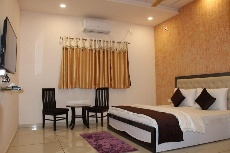 Bedroom 2, Malhaar Resort, Gandhinagar