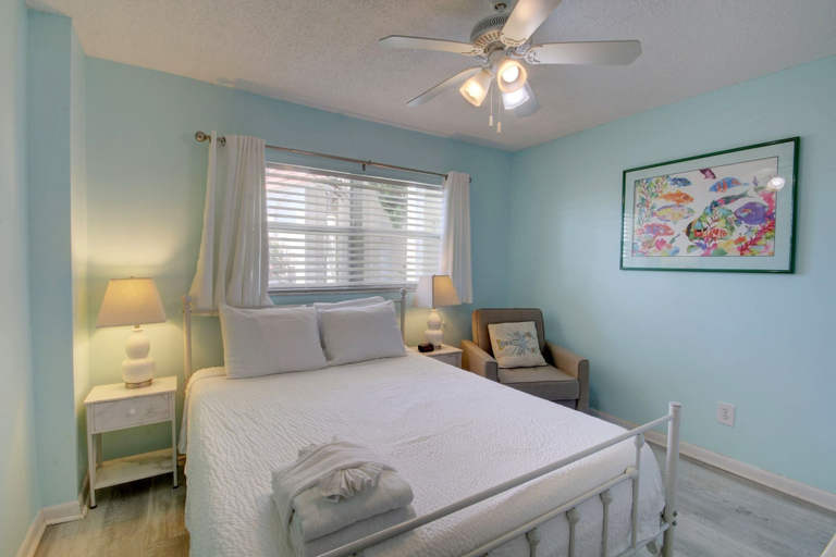 Bedroom 3, 417 El Matador 2 Bedroom Condo by RedAwning, Okaloosa