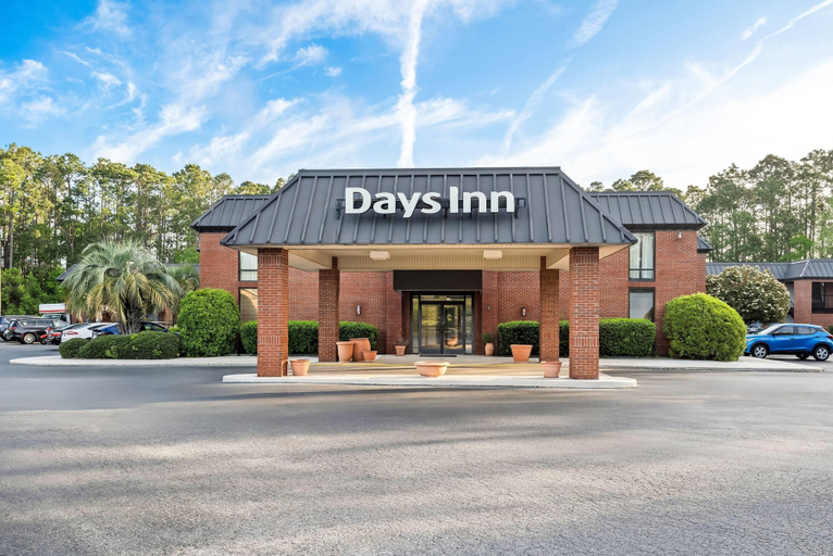 Exterior & Views 2, Days Inn by Wyndham Statesboro, Bulloch