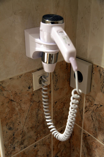 Bathroom 3, The Originals City, Hôtel Paray-le-Monial, Saône-et-Loire
