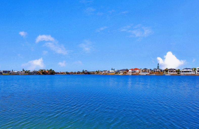 Others 5, Kozyguru | Mermaid Waters | Waterfront With Private Jetty, Gold Coast