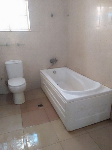 Bathroom, Hilton Summer Apartments, AbujaMun