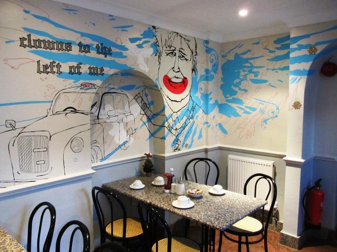 Food & Drinks 5, The Gyle , London