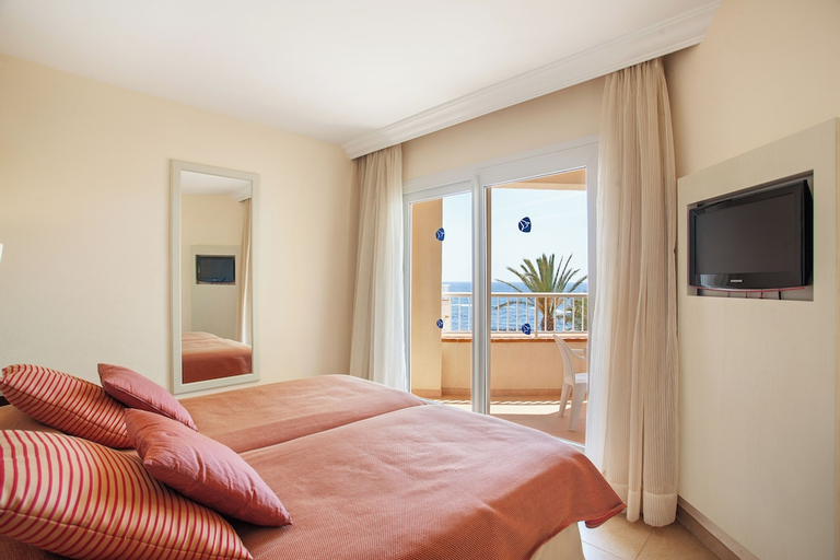 Bedroom 3, Grupotel Tamariscos, Baleares