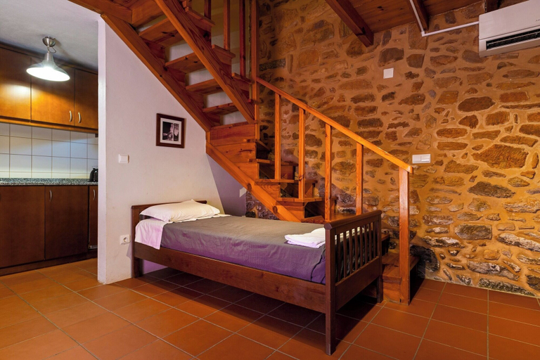 Bedroom 2, Raízes da Vinha - Boutique Mountain Stay in Serra da Estrela, Seia, Seia