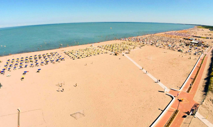 Others 4, Quiet little villa near the seaside - Beahost, Rovigo