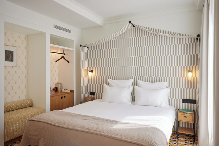 Bedroom 2, Hotel Noucha, Paris