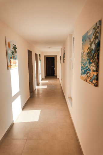 Others 5, The Blue Wave Hotel, Vlorës