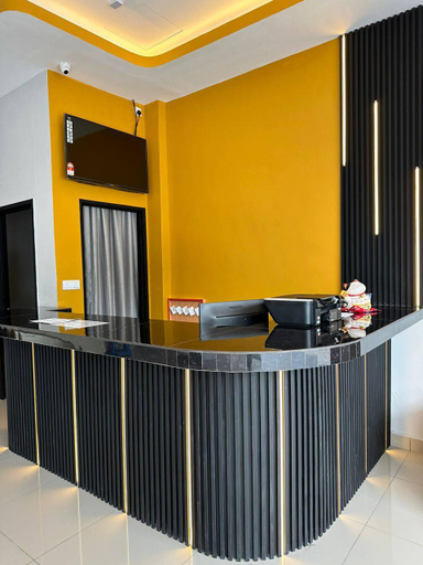 Others 3, Sunshine Hotel, Jempol