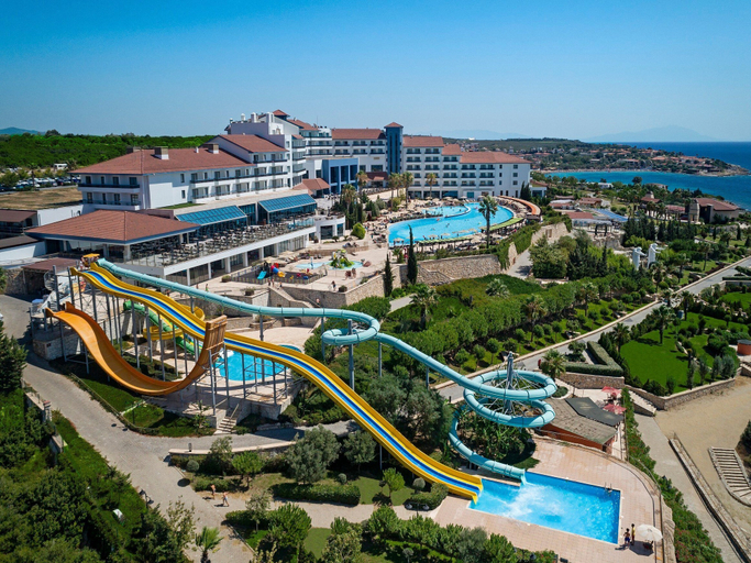 Exterior & Views, Euphoria Aegean Resort & Spa (Halal Hotel), Seferihisar