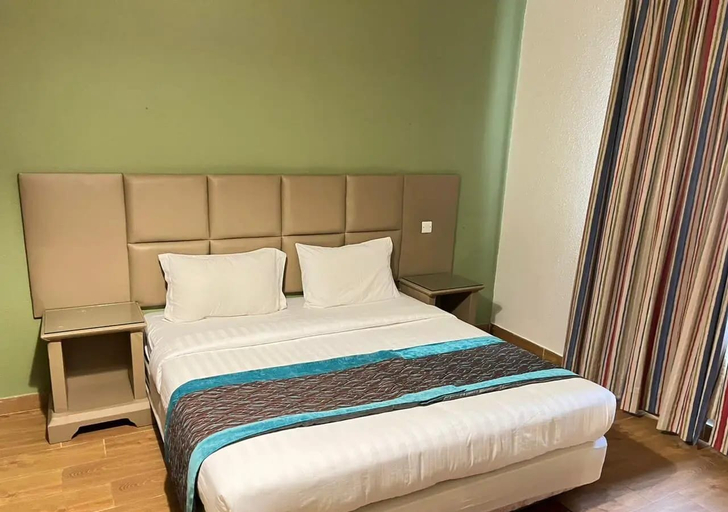 Bedroom 3, Alfursan Almotahida Serviced Apartments Alsalama Dist, Jeddah