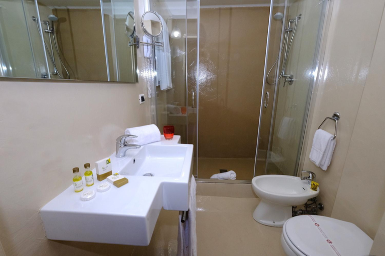 Bathroom 4, Colleverde Park Hotel, Agrigento