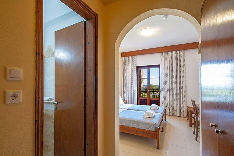 Others 5, Vontzos Hotel, Thessaly