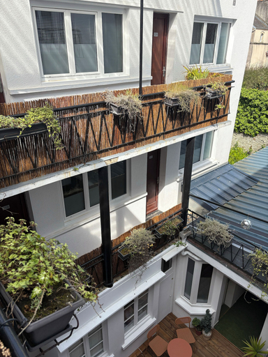 Exterior & Views 2, Hôtel Moderna, Manche