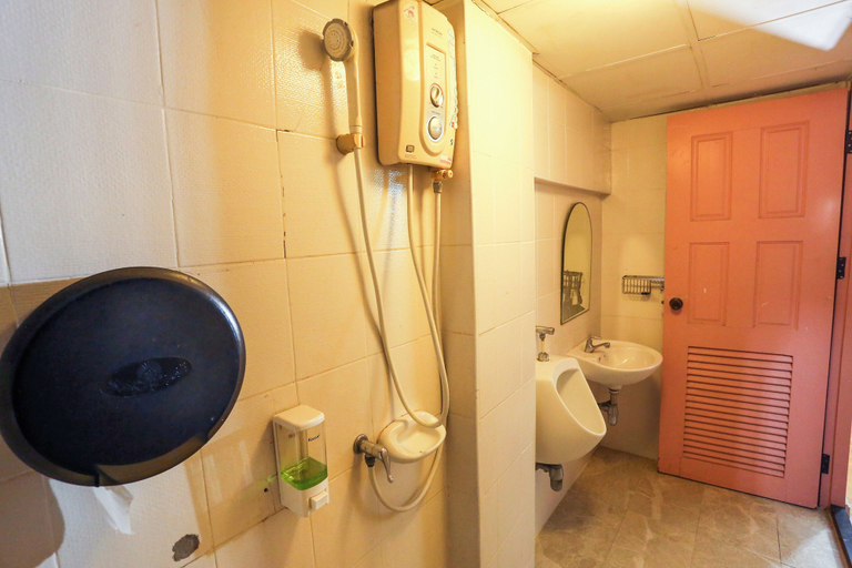 Bathroom 6