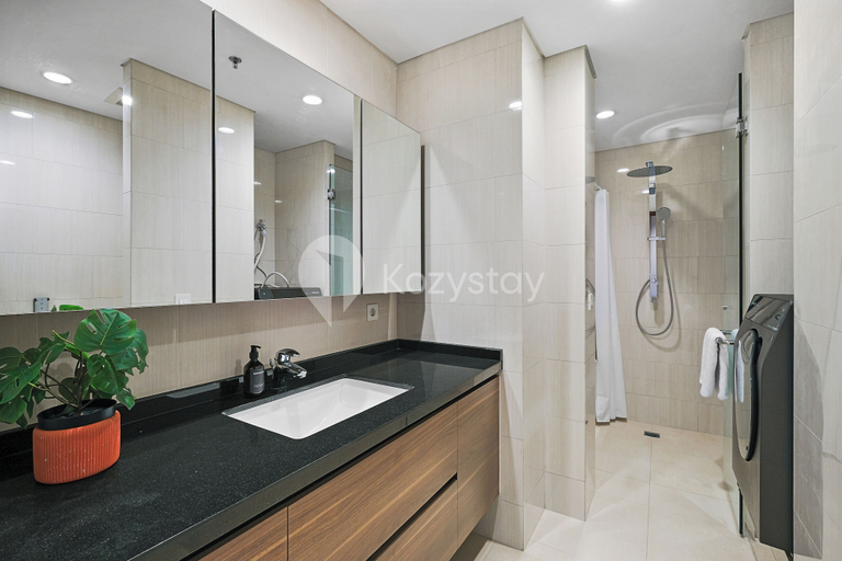 Bathroom 3, Shika by Kozystay - TB Simatupang, South Jakarta