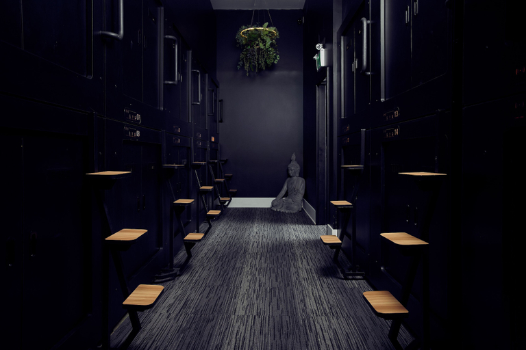 Others 5, Capsule Hotel, Montréal