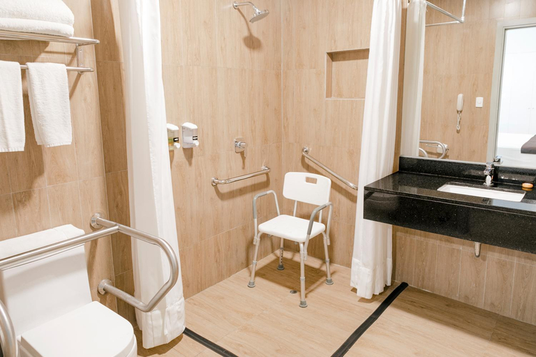 Bathroom 5, Wyndham Costa del Sol Tumbes, Tumbes