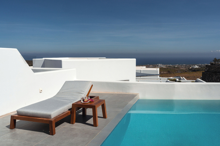 Sport & Beauty 2, Oikos Santorini Living Concept, South Aegean