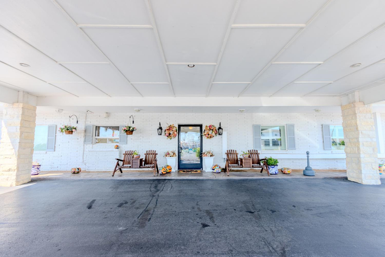 Public Area 2, Shark Reef Resort Motel & Cottages, Nueces