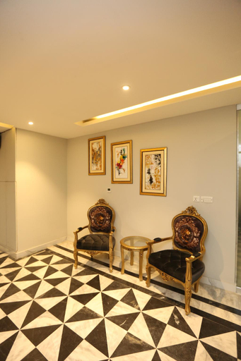 Others 5, Brick House Hotel, Lahore