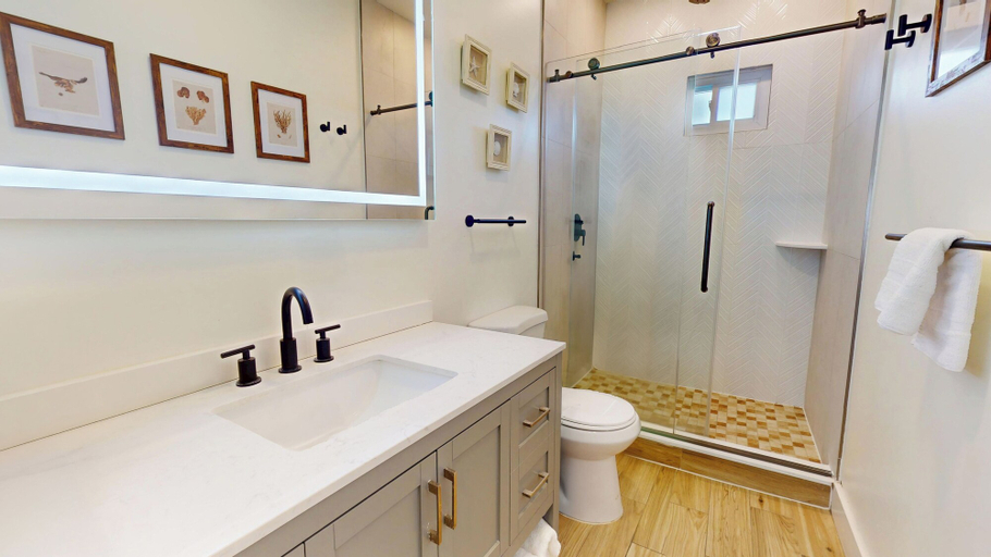 Bathroom 8