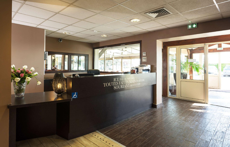 Public Area 3, Hôtel Kyriad Caen Sud - Ifs, Calvados