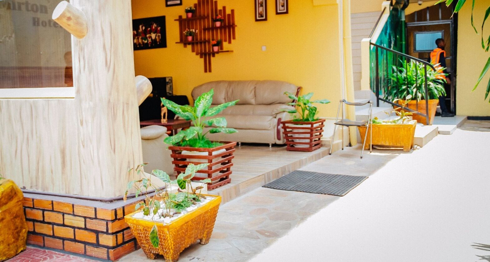 Exterior & Views 2, Mirton Hotel, Roherero