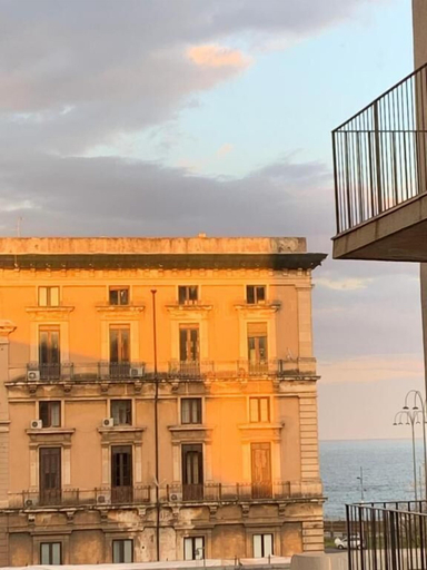 Exterior & Views 2, Dimora Lupo LifeStyle B&B, Catania
