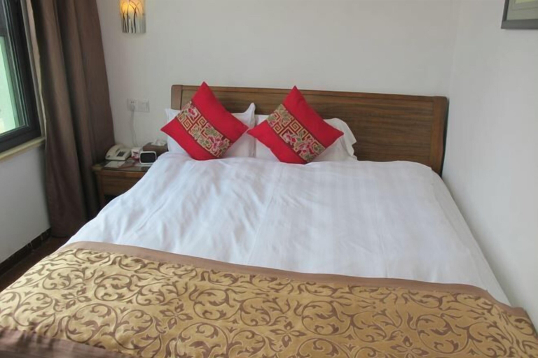 Bedroom 3, Xinchao Huari Hotel, Shanghai