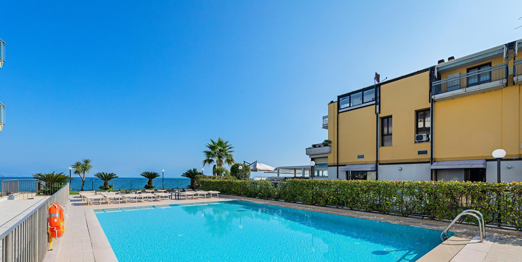Room 2, Residenza Miralago With Pool - Two-bedroom Apartment With Lake View, Brescia