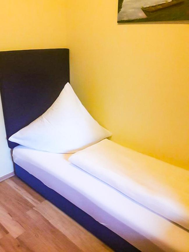 Bedroom 3, Hotel Der Seehof, Passau